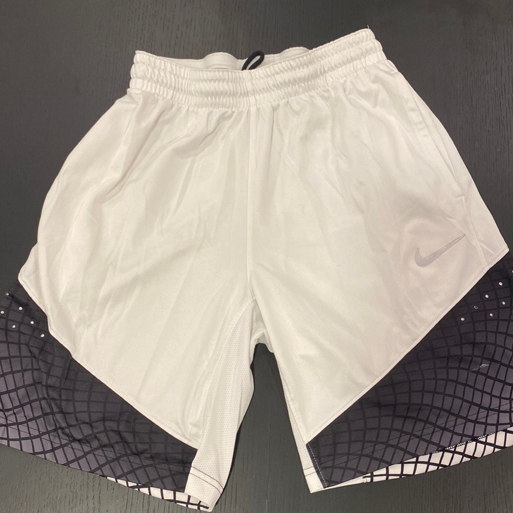 Nike Athletic shorts - M